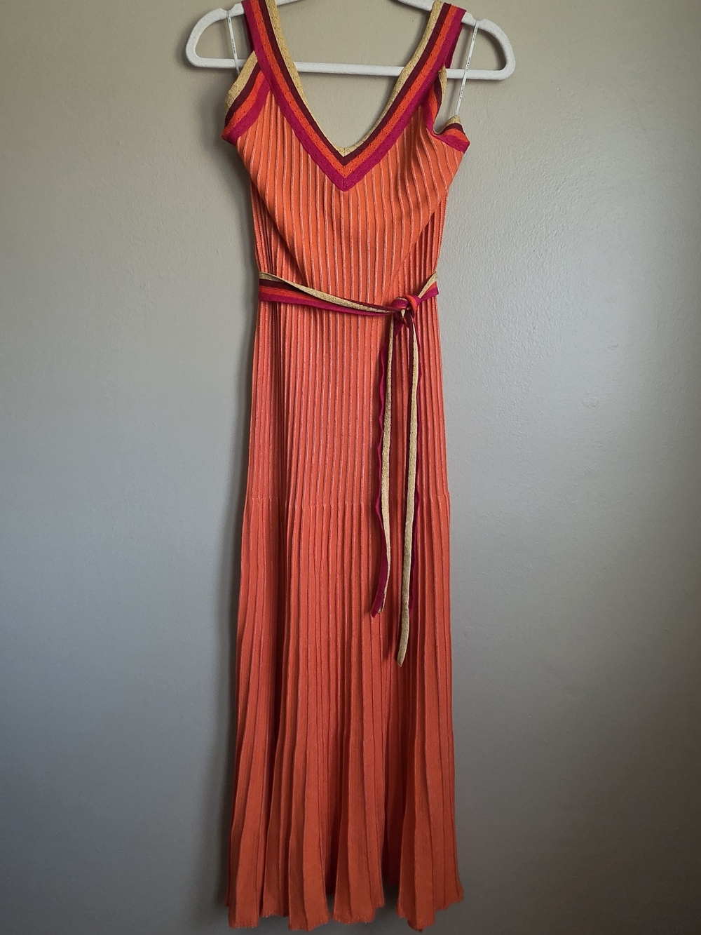 Le Lis Blanc V-Neck Orange Ribbed Maxi Dress with Contrast Trim